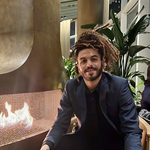 Meet your Posher, Mohamed